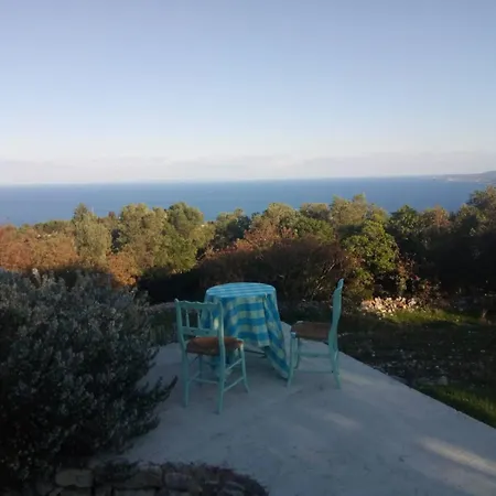 Ferienhaus Quaint Greek Cottage, Rural Setting, Great Views. Zakynthos